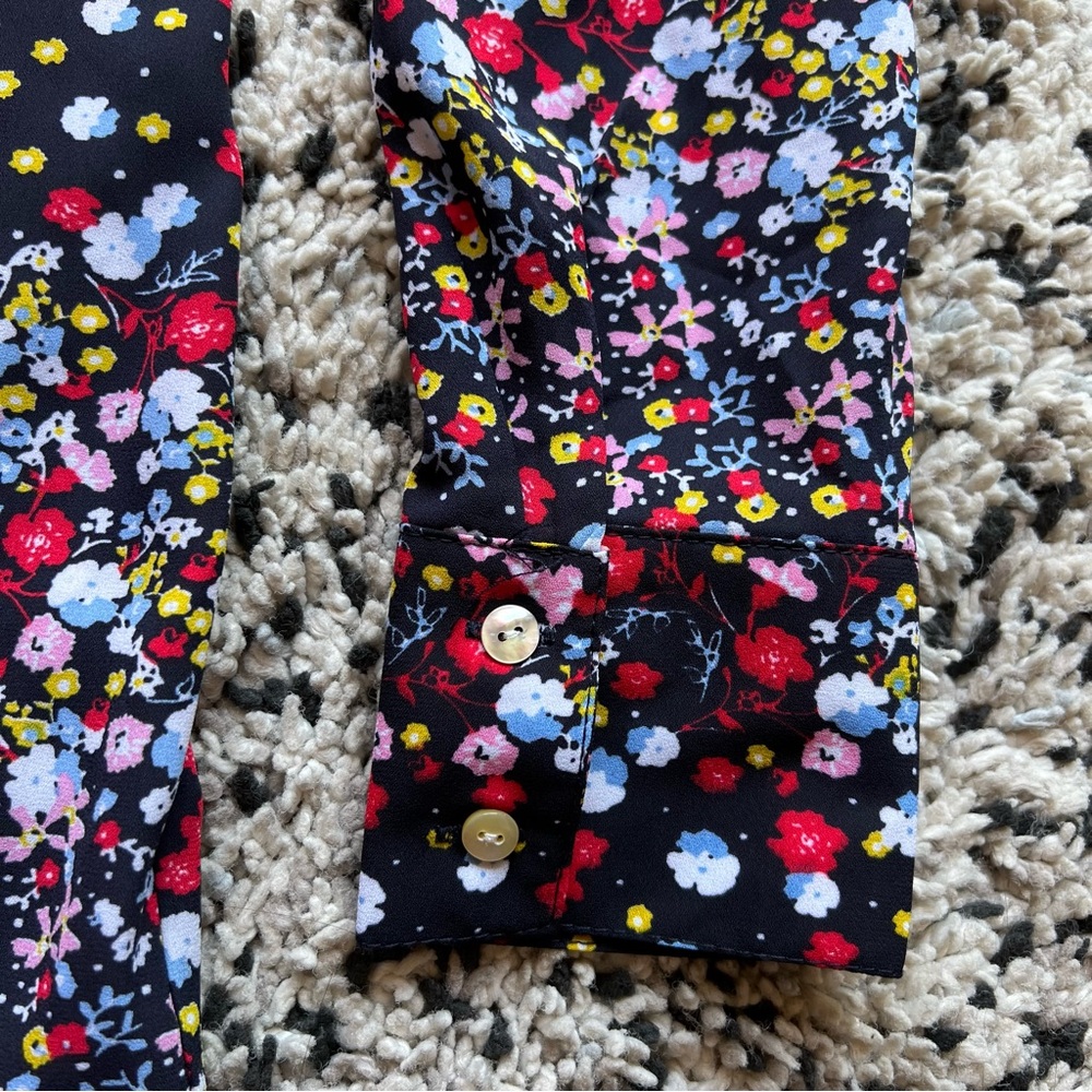 Nanette Lepore Long Floral Shirt Lightweight Button Down Women’s Small - Picture 11 of 13